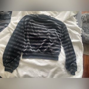 RTA long sleeve never worn size xxs. Love the shirt I just wear vnecks